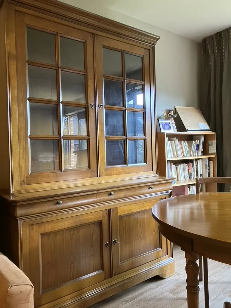 Salle à manger complète (table-allonges-6 chaises-buffet-vitrine)